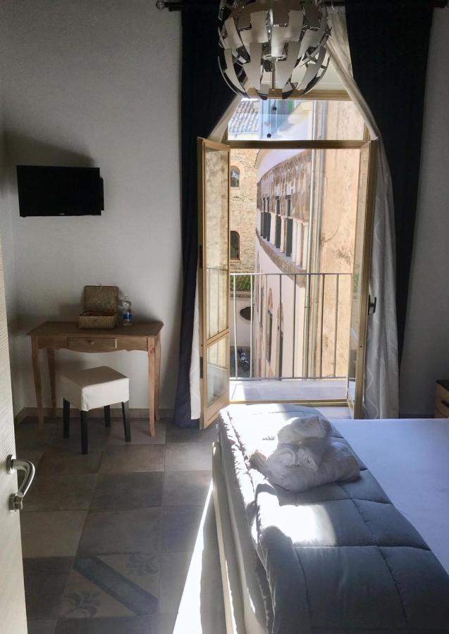 B&B Palazzo Fruscione Salerno Zewnętrze zdjęcie